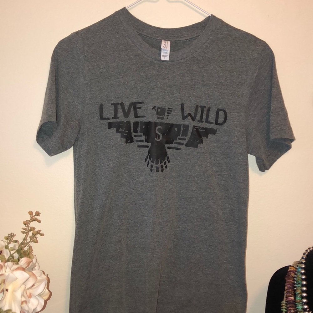 “Live Wild” graphic tee